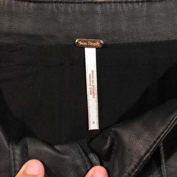 Free people vegan leather button front skirt - Picture 3 of 4